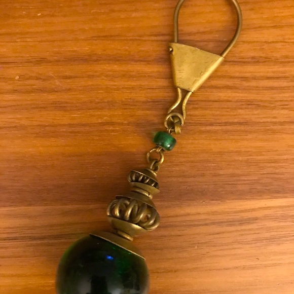 Vintage Green Glass Key Ring - Picture 5 of 5